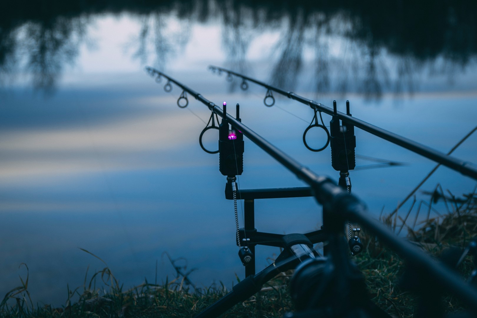 blue-water-evening-sky-fishing-1774287